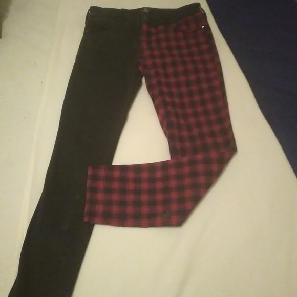 Royal bones Daang Goodman - Picture 2 of 2